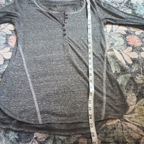 Derek Heart Womens Y2K Henley Top Medium Gray Burnout Fitted Layers Skater - Picture 8 of 8